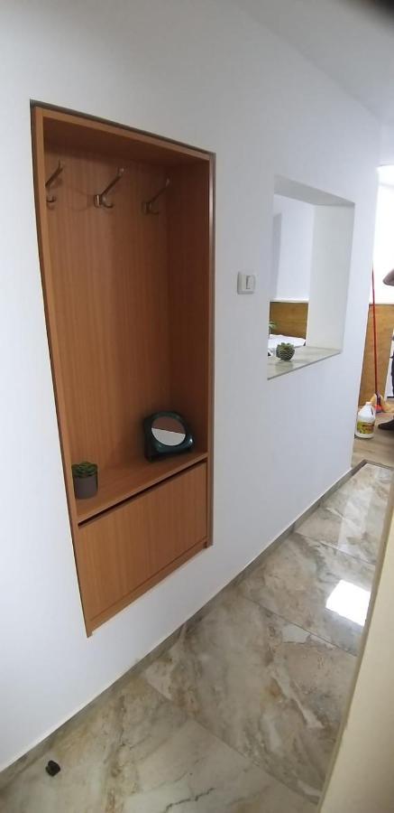 Apartment Attic Ben Gurion 42 Haifa